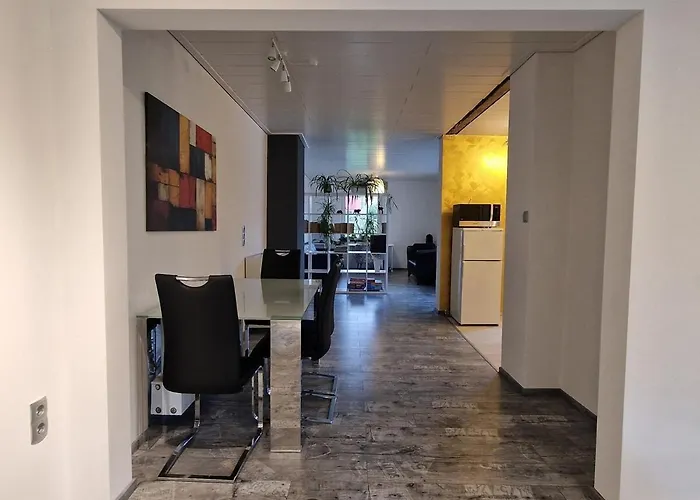 Cozy Modern Newly Renovated In