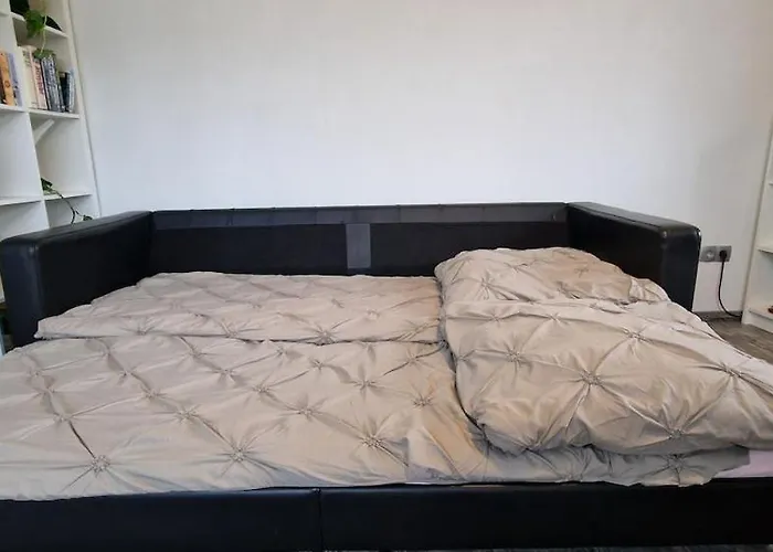 Cozy Modern Newly Renovated In Kassel